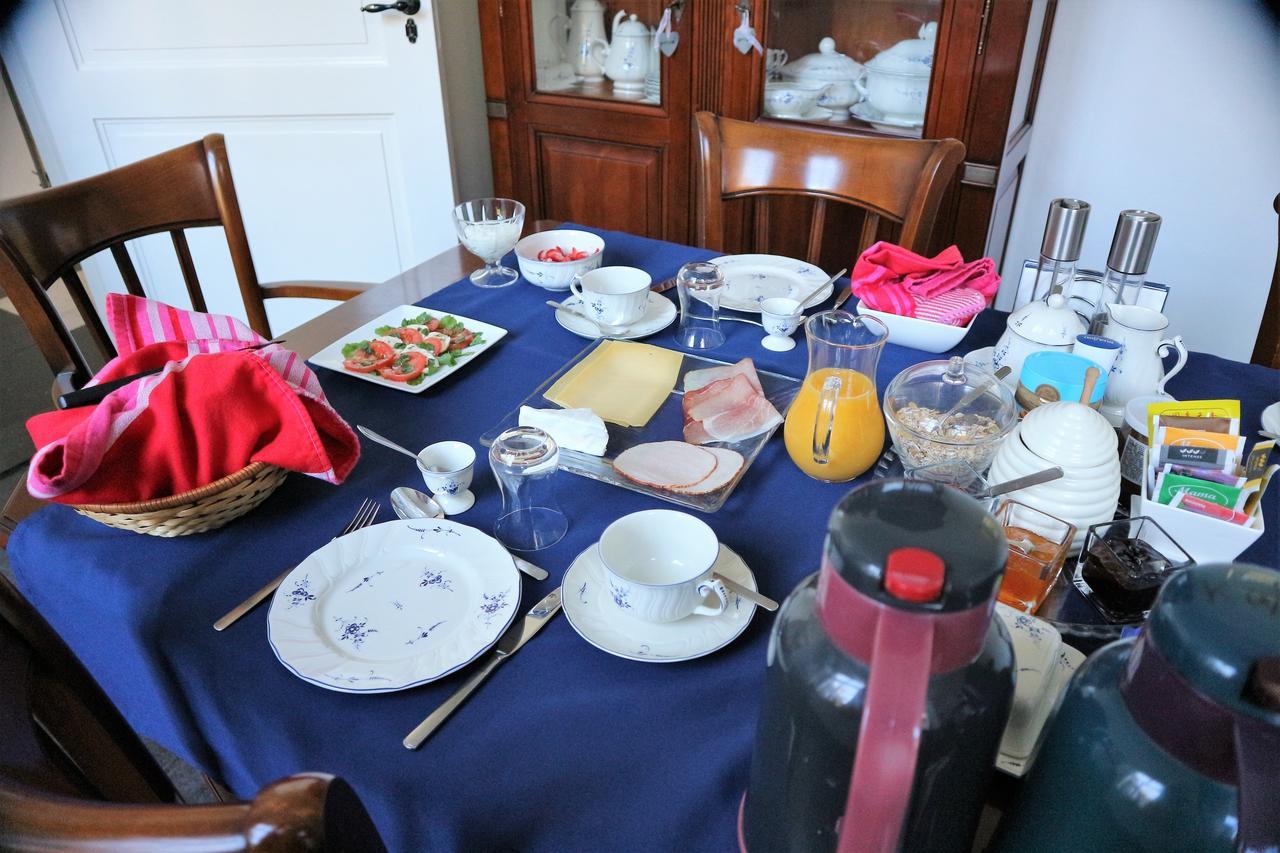 Netersel De Oude Pastorie Bed & Breakfast エクステリア 写真